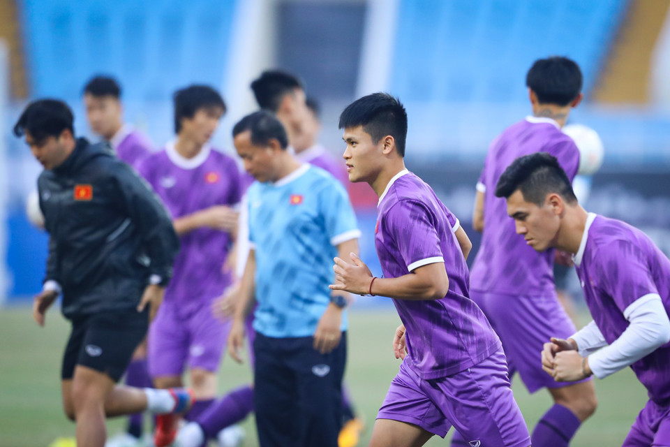 Đội tuyển Việt Nam thoải mái tập luyện buổi cuối cùng trên sân nhà Mỹ Đình vào chiều nay (8/1) nhằm hướng đến chiến thắng trước Indonesia tại bán kết lượt về AFF Cup 2022. (Ảnh: PV/Vietnam+) 