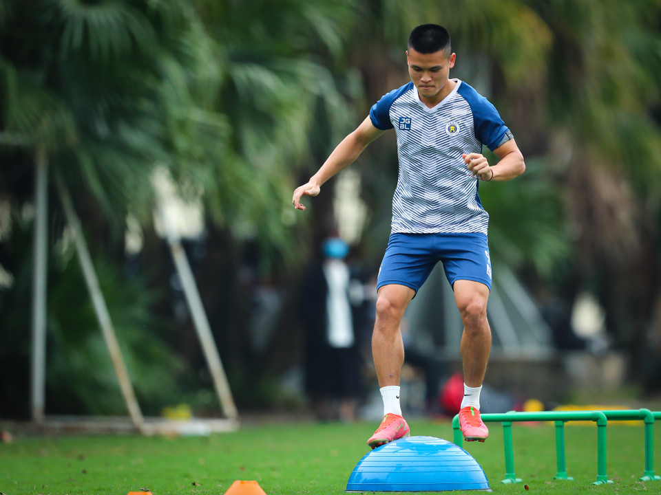 Ở trận đấu mở màn V-League 2022, đội bóng Thủ đô hòa 0-0 với Câu lạc bộ Thành phố Hồ Chí Minh khi hàng công chỉ còn Tuấn Hải và các ngoại binh. (Ảnh: PV/Vietnam+)