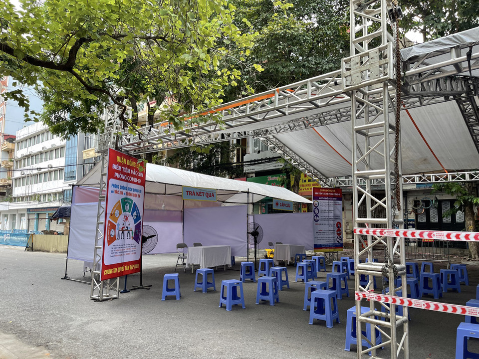 Đến nay, theo kết quả bước đầu, đã có 15.000 mẫu âm tính. (Ảnh: QT/Vietnam+)