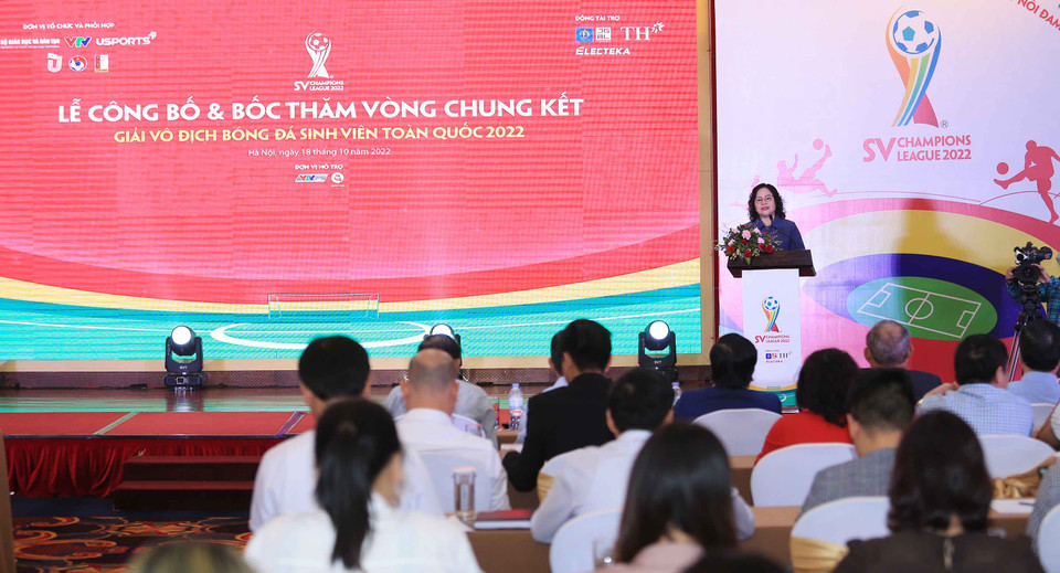 Thứ trưởng Bộ Giáo dục và Đào tạo Ngô Thị Minh cho biết giải đấu nằm trong những hoạt động thực hiện Đề án tổng thể phát triển thể lực, tầm vóc người Việt Nam giai đoạn 2011-2030 và Đề án tổng thể phát triển giáo dục thể chất và thể thao trường học giai đoạn 2016-2020, định hướng đến năm 2025 theo Quyết định của Thủ tướng Chính phủ. (Ảnh: CTV/Vietnam+)