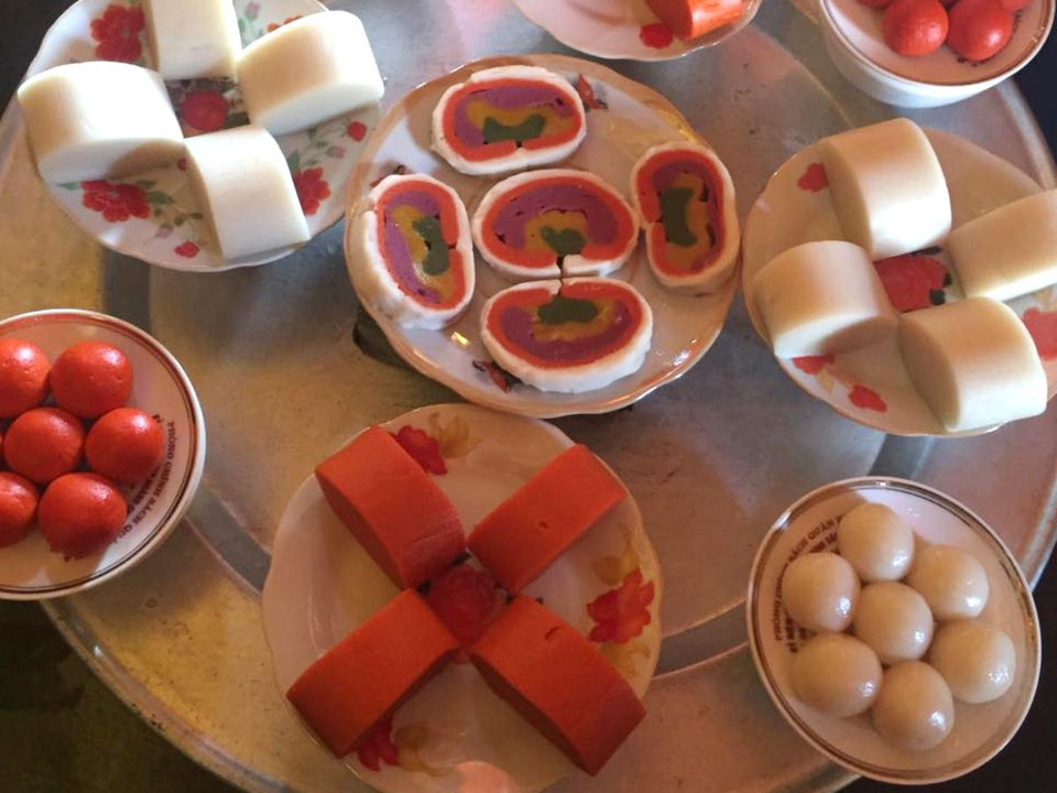 Những loại bánh này chỉ được làm trong các dịp Tết. (Ảnh: Thanh Tâm/Vietnam+)