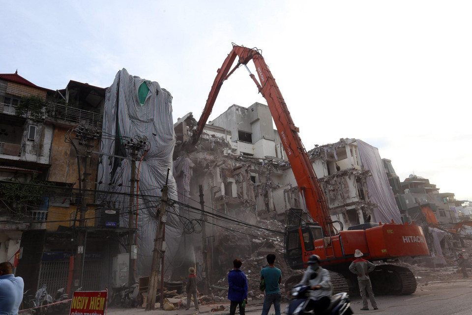 Ga ngầm S11 (ga Văn Miếu) đang trong giai đoạn giải phóng mặt bằng. (Ảnh: Huy Hùng/TTXVN)