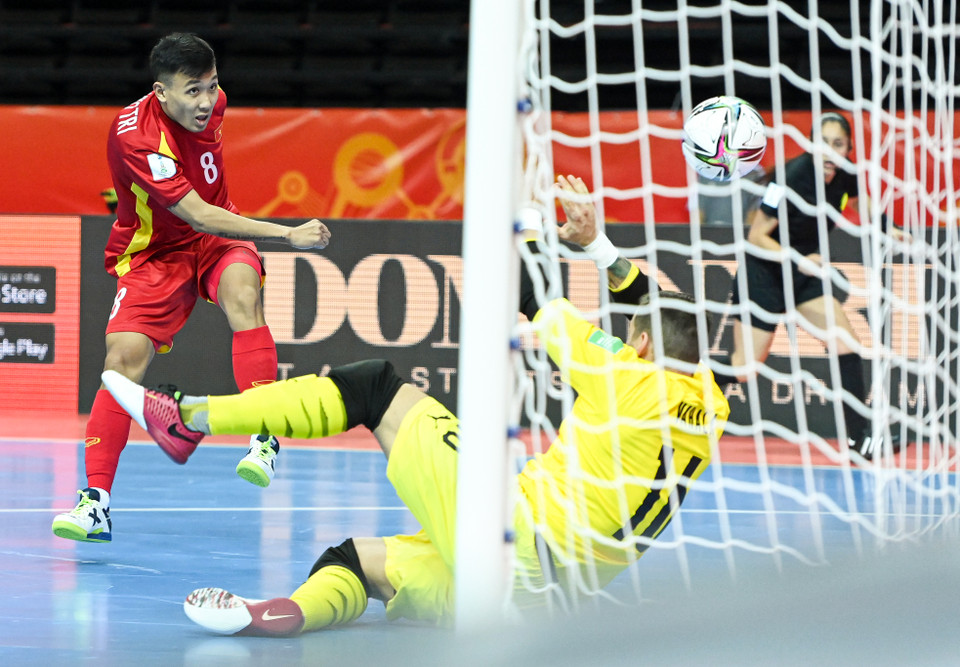 Tuy vậy, chiến thuật hợp lý cùng tinh thần thi đấu không bỏ cuộc giúp chúng ta tạo ra bất ngờ, buộc đối thủ phải chia điểm. (Ảnh: VFF)