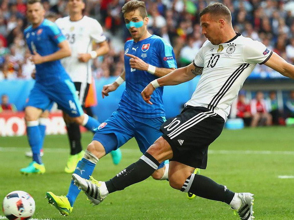 Trong trận gặp Slovenia tại Euro 2016 (Nguồn: Dfb.de)