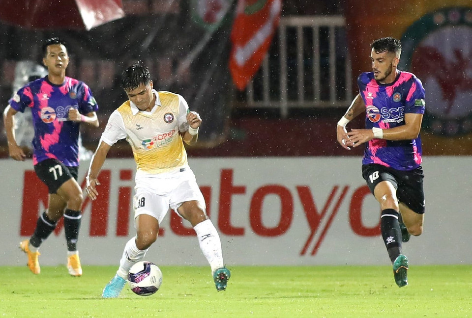 Sự bất ổn của Đình Trọng và một số ngôi sao khác đang khiến Bình Định thất bại ở hai vòng đấu gần nhất và tụt khỏi tốp đầu bảng xếp hạng V-League 2022 dù được đánh giá rất cao trong cuộc đua vô địch. (Ảnh: Bình Định FC)