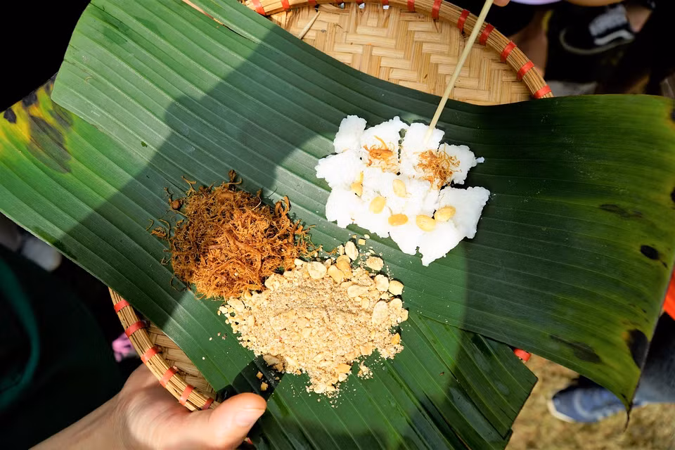 Những món ăn truyền thống. (Ảnh: Minh Hiếu/Vietnam+)