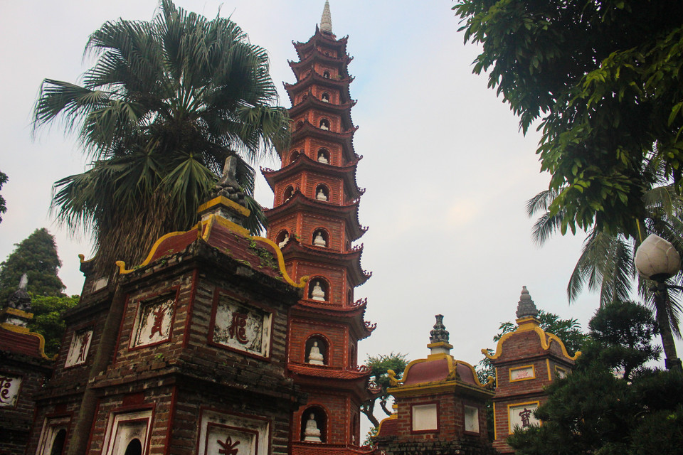 Trang tin du lịch Wanderlust vừa qua đã vinh danh chùa Trấn Quốc là một trong 10 ngôi chùa cổ đẹp nhất thế giới. (Ảnh: Lê Hoàng - Lương Mạnh/Vietnam+)