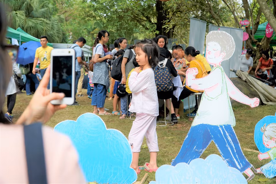 KHOE Creative Festival 2019 là dịp đáng chờ đợi của những gia đình trẻ quan tâm đến nghệ thuật, sáng tạo, lối sống tích cực và hoạt động vì cộng đồng ý nghĩa. (Ảnh: Minh Hiếu/Vietnam+)