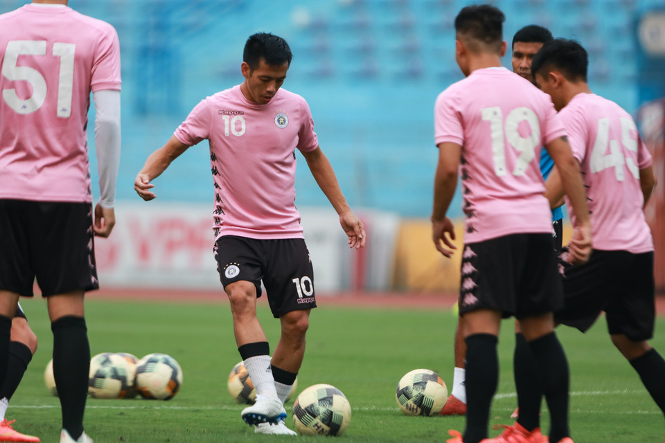 Đội trưởng Văn Quyết không được gọi lên tuyển Việt Nam gần đây nhưng luôn là cầu thủ không thể thay thế của Hà Nội FC. (Ảnh: Hiển Nguyễn/Vietnam+)