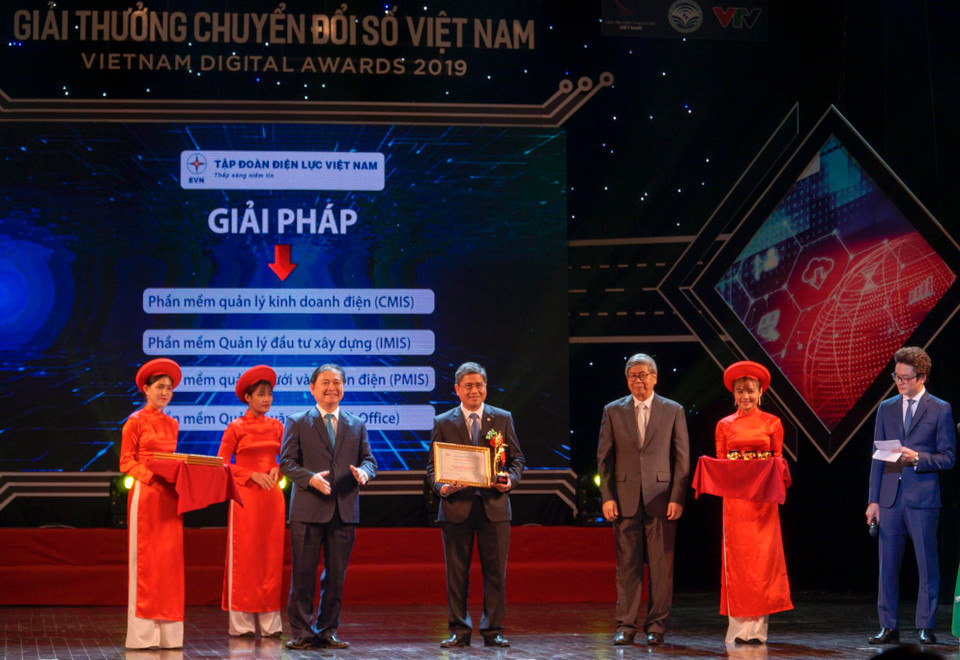 Đây là năm thứ 2 Giải thưởng được tổ chức. Thành viên Hội đồng Giải thưởng gồm những chuyên gia trong lĩnh vực khoa học và công nghệ thông tin truyền thông. (Ảnh: Minh Hiếu/Vietnam+)