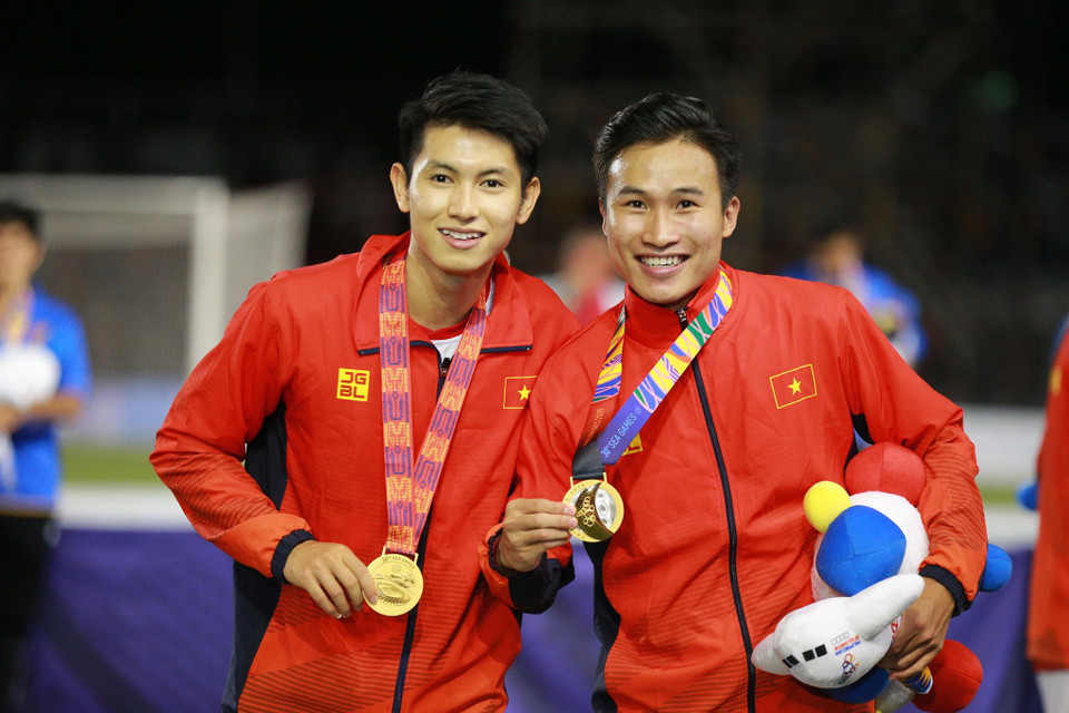 Trọng Hùng và Triệu Việt Hưng là hai "con bài" ưu thích được huấn luyện viên Park sử dụng ở vòng bảng SEA Games để có được những chiến thắng cần thiết. (Ảnh: Vietnam+)