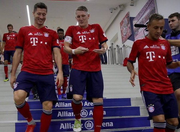 Như chưa từng rời xa