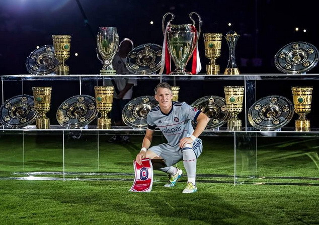 Bộ sưu tập 20 danh hiệu sau 17 năm thi đấu cho Bayern