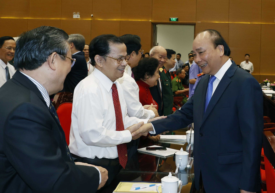 Thủ tướng Nguyễn Xuân Phúc và các đại biểu. (Ảnh: Thống Nhất/TTXVN)