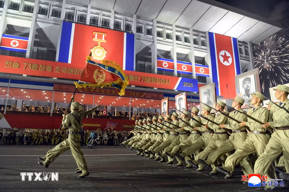 Lễ diễu hành kỷ niệm 73 năm Ngày Chiến thắng tại Bình Nhưỡng, Triều Tiên ngày 27/7/2026. (Ảnh: Yonhap/TTXVN phát)