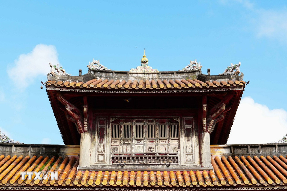 Tầng cao nhất tượng trưng cho "Thiên" của công trình Hiển Lâm Các trong Hoàng Thành Huế. (Ảnh: Nguyên Lý/TTXVN)