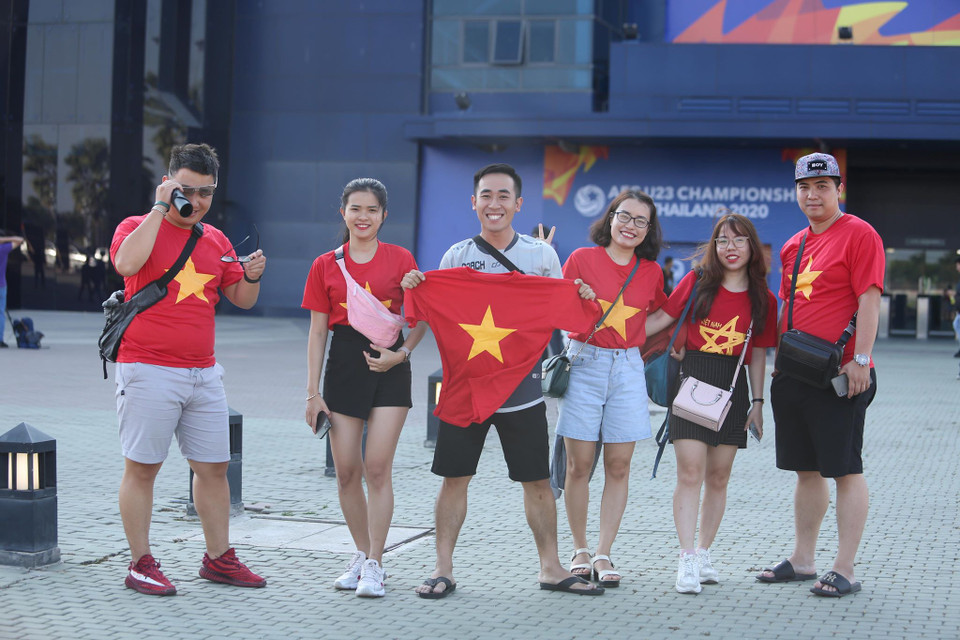 Tất cả đều đang rất hy vọng U23 Việt Nam sẽ giành chiế n thắng. (Ảnh: Nguyên An/Vietnam+)