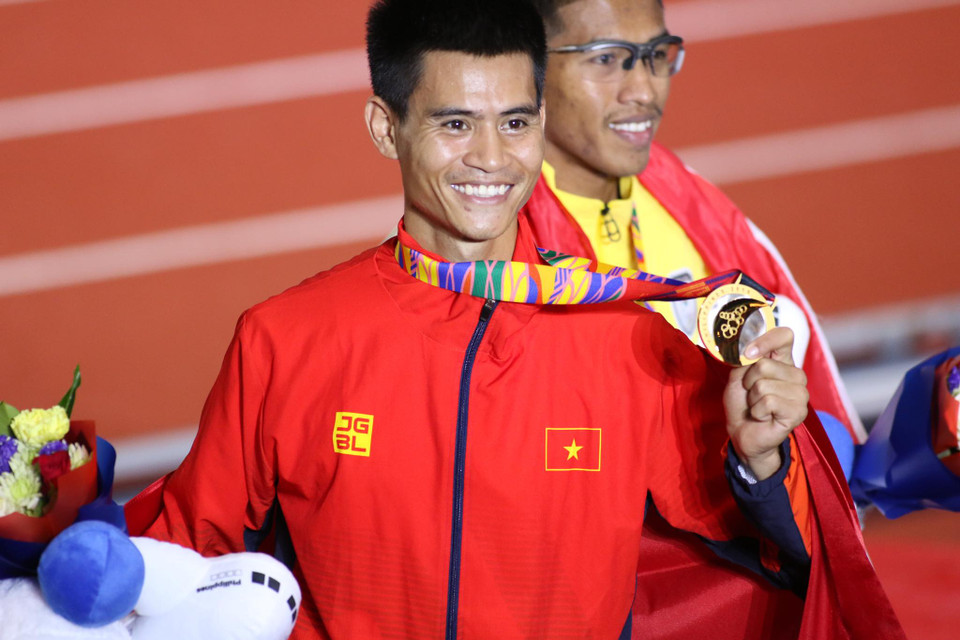 Dương Văn Thái vô địch trên đường chạy 1.500m nam tại SEA Games 30. (Ảnh: Vietnam+)