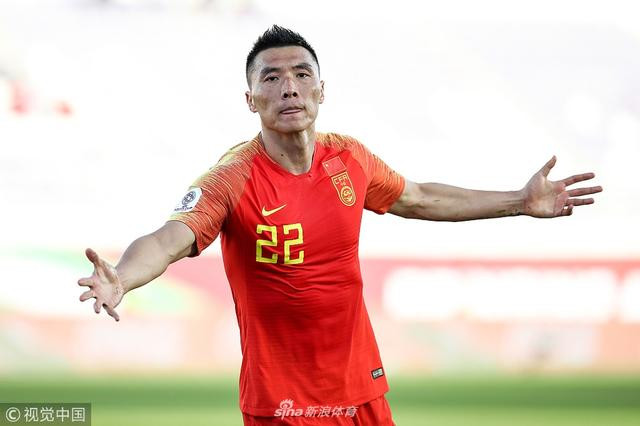 Yu Dabao đã sắm vai người hùng khi ghi bàn thắng ấn định giúp Trung Quốc ngược dòng đánh bại Kyrgyzstan ở trận đấu ra quân bảng C tại vòng chung kết Asian Cup 2019.