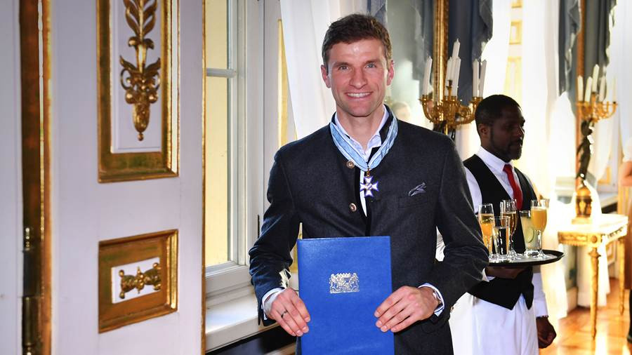 Đây là huân chương cao quý được trao tặng bởi thống đốc bang cho những cá nhân có những cống hiến nổi bật cho bang Bayern cũng như người dân Bavaria.