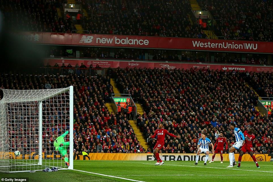 ...nâng tỷ số lên 2-0 cho Liverpool.
