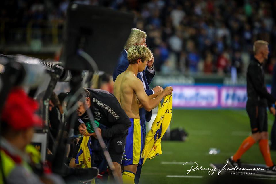 Tuy nhiên, phải đến phút 70 Công Phượng mới được HLV trao cho cơ hội - thời điểm mà Sint-Truindense đã để thua 0-4.