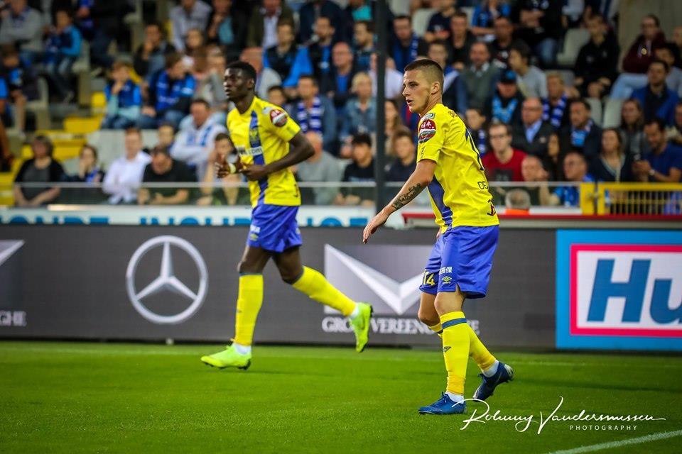 ...Bởi trước đó, đồng đội của Công Phượng đã thi đấu khá nhạt nhòa.