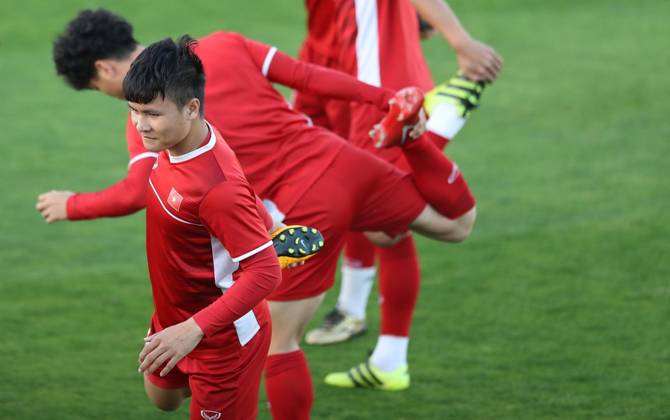 Quang Hải và các đồng đội. (Ảnh: Hoàng Linh/TTXVN)