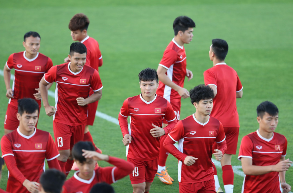 Đội tuyển Việt Nam đã có buổi tập thứ hai trên đất UAE để chuẩn bị cho trận đấu với Iraq ở lượt trận ra quân bảng D vòng chung kết Asian Cup 2019.