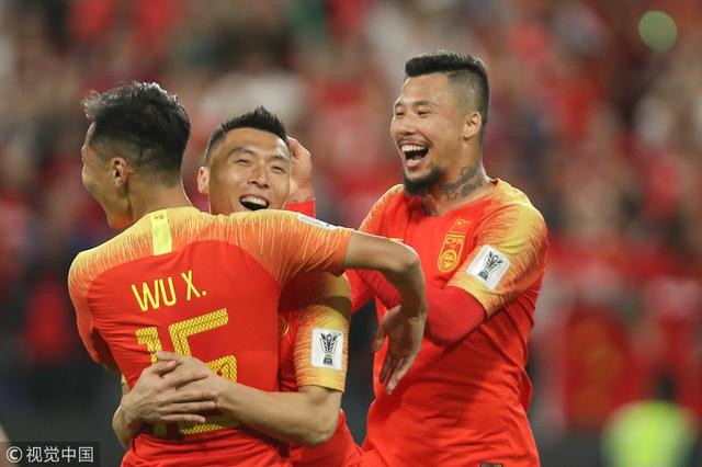 Chiến thắng này đã đưa Trung Quốc thẳng tiến vào vòng 1/8 Asian Cup 2019. (Nguồn: Sina)