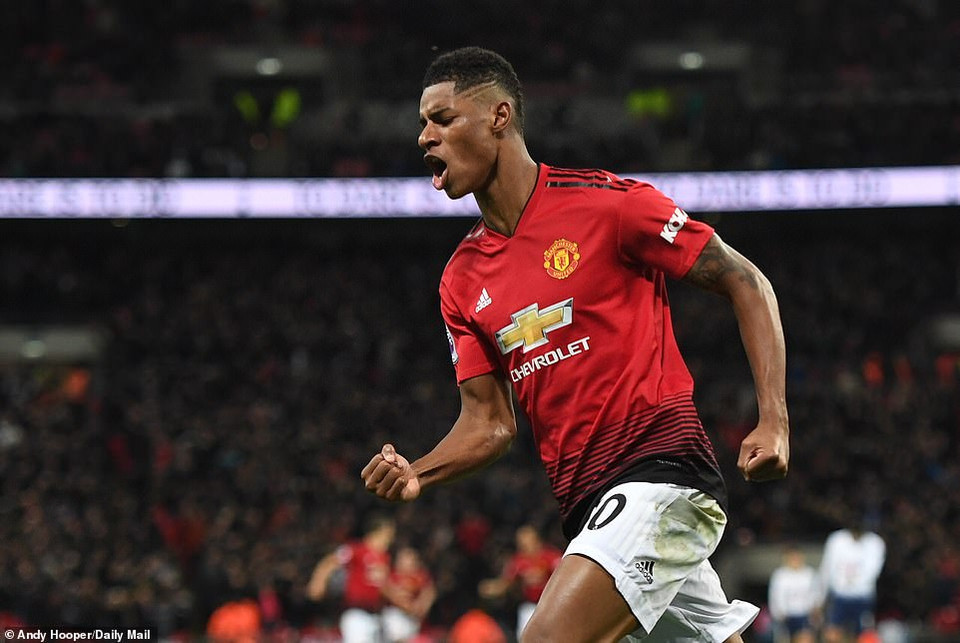 Marcus Rashford đã ghi bàn thắng duy nhất để giúp Manchester United đánh bại Tottenham 1-0, qua đó Quỷ đỏ có chiến thắng thứ 6 dưới thời Ole Gunnar Solskjaer.