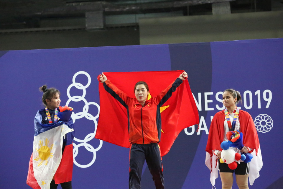 Thành tích này giúp Duyên bỏ xa đối thủ về nhì là Margaret của Philippines đến 21kg. (Ảnh: Trần Giáp/Vietnam+)