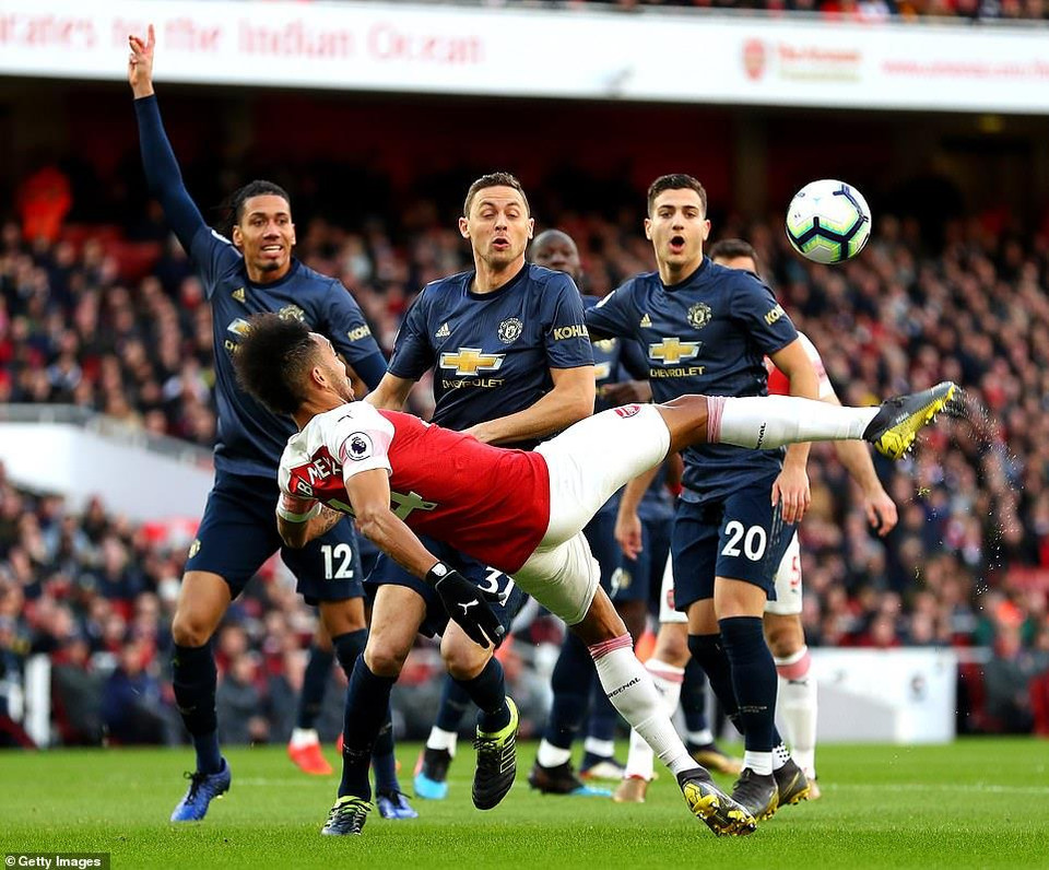 Arsenal đã có chiến thắng 2-0 trước Manchester United tại Emirates, qua đó chiếm vị trí thứ tư của chính đối thủ trên bảng xếp hạng Premier League.