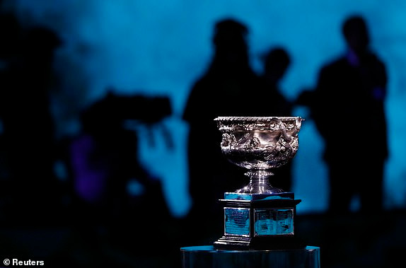 Chiếc cúp vô địch dành cho tay vợt xuất sắc nhất.