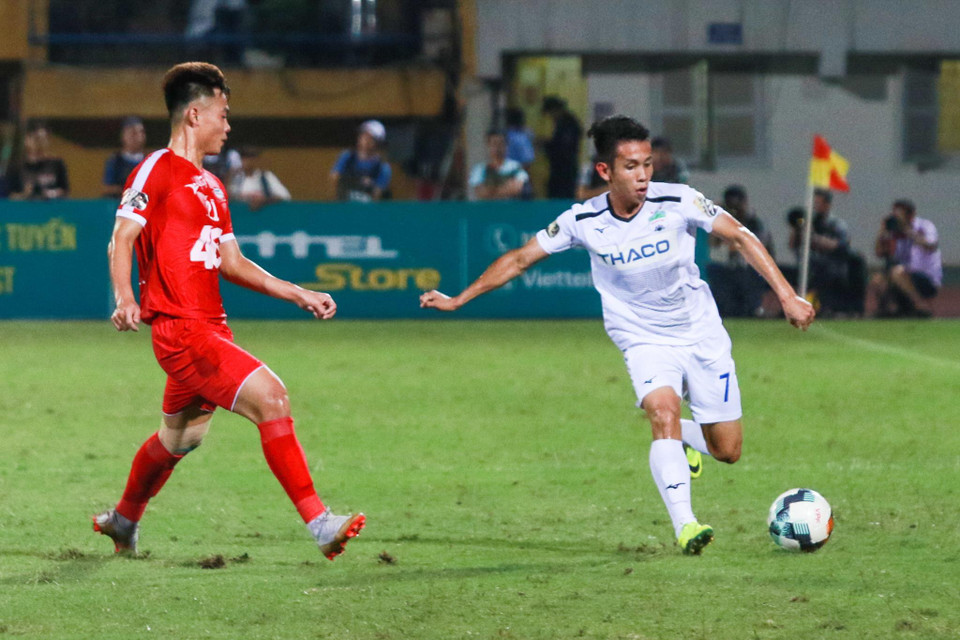 Hồng Duy hứa hẹn cũng sẽ có mặt ở đội tuyển Việt Nam đợt tập trung tới. Tiền vệ này là nhân tố được huấn luyện viên Park Hang-seo nhiều lần triệu tập trước đây. (Ảnh: Nguyên An/Vietnam+)