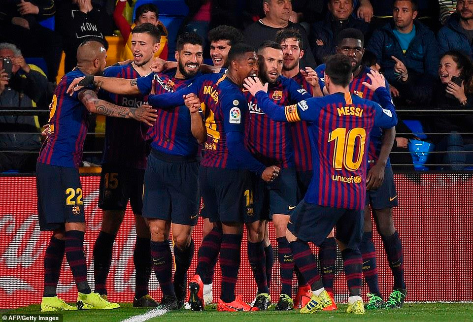 Lionel Messi và Luis Surez đã tỏa sáng đúng lúc để giúp Barcelona hòa 4-4 sau màn rượt đuổi tỷ số đầy kịch tính trước Villarreal ở vòng 30 La Liga.