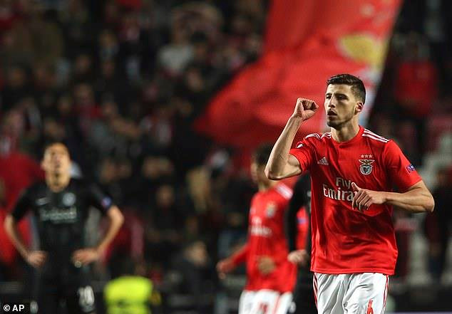 Ruben Dias cũng đóng góp 1 bàn ở trận đấu này.