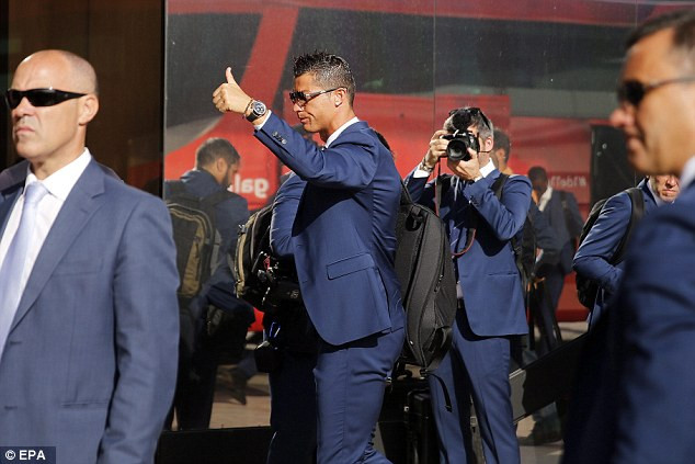 Tại EURO 2016, đội tuyển Tây Ban Nha của Ronaldo nằm ở bảng F​.