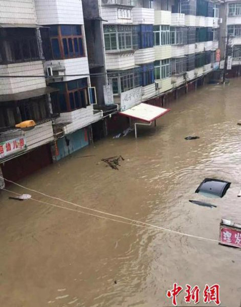 Theo Tân Hoa xã, đã có 9 người thiệt mạng... (Nguồn: shanghaiist.com)