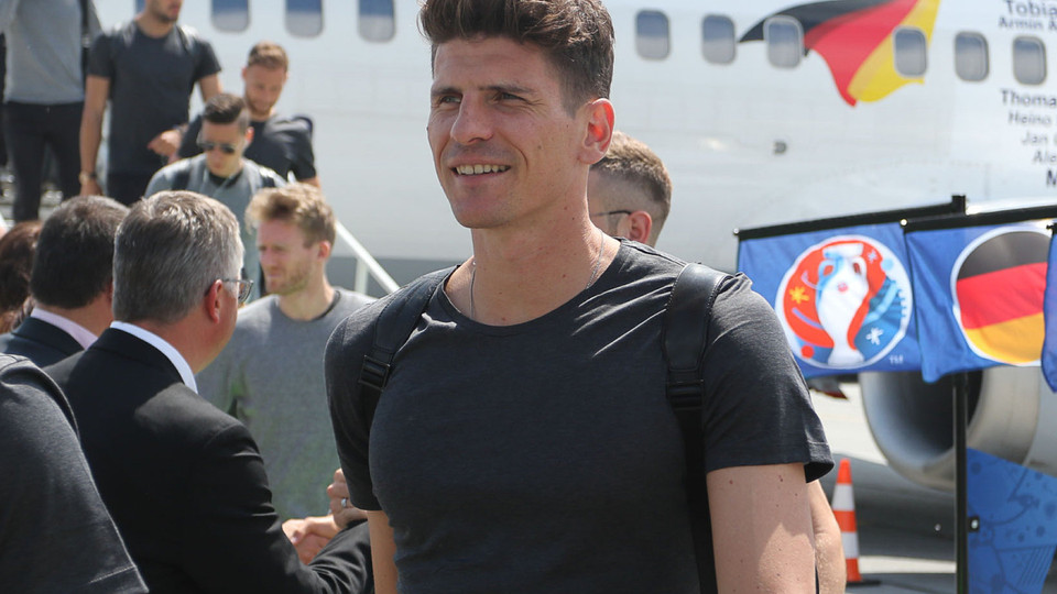 Mario Gomez, niềm hy vọng trên hàng công tuyển Đức ở EURO 2016.