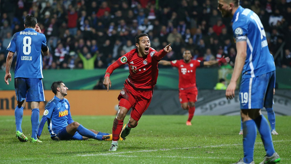 ...trước các đội bóng tại Bundesliga. (Nguồn: Fcb.de)