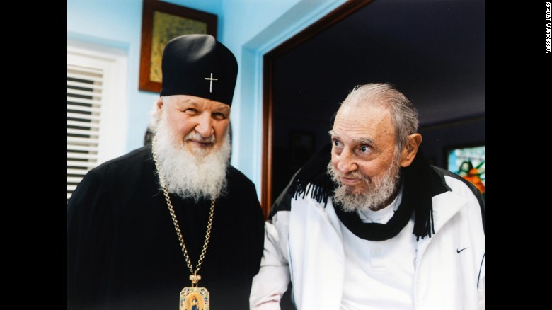 Lãnh đạo Giáo hội Chính thống giáo Nga, Thượng phụ Kirill tiếp xúc với ông Fidel vào ngày 14/2 năm nay.