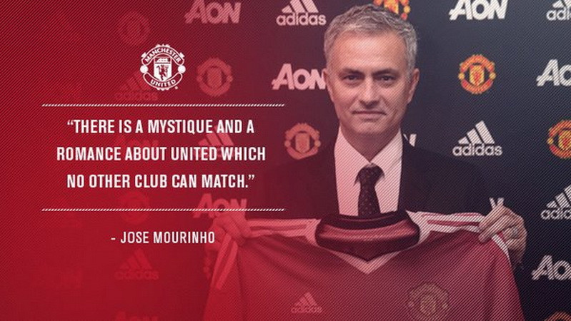 Jose Mourinho chính thức là huấn luyện viên của Manchester United.