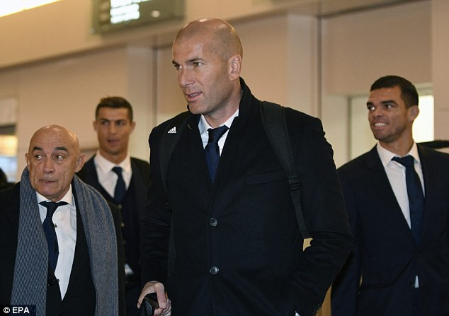 Zidane và các học trò đến Nhật Bản sau khi lập nên kỳ tích 35 trận liên tiếp bất bại.