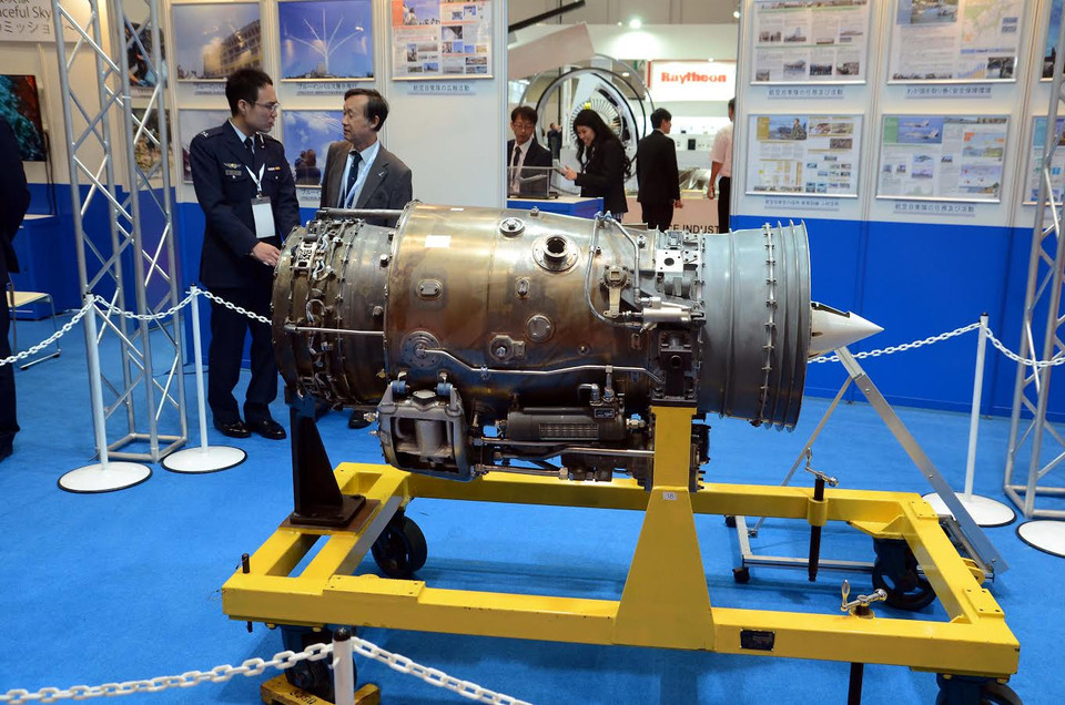 Động cơ phản lực của các chiến đấu cơ thuộc JASDF. (Ảnh: Thanh Hữu-Nguyễn Tuyến/Vietnam+)