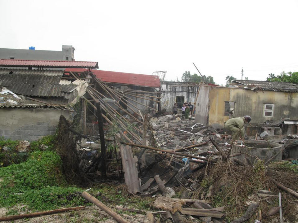 Hiện trường vụ tai nạn nổ lò hơi. (Ảnh: Xuân Tiến/TTXVN)