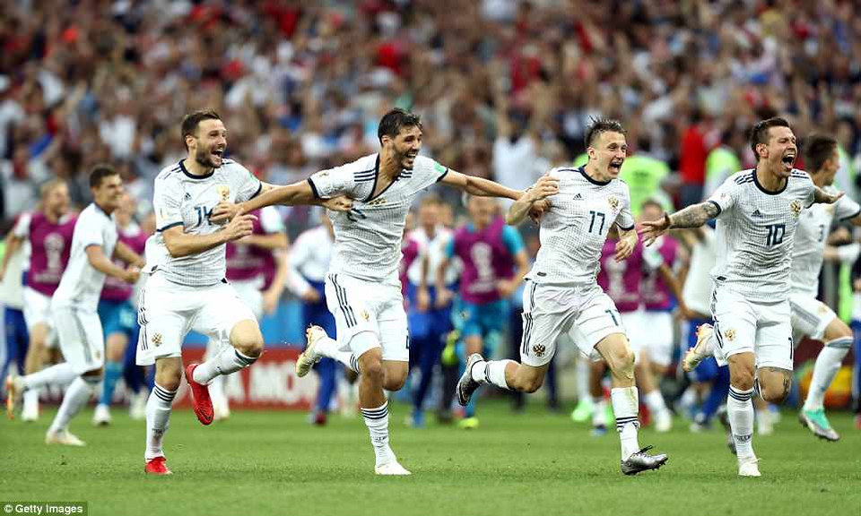 Đây cũng là lần đầu tiên đội tuyển Nga đi đến vòng tứ kết.