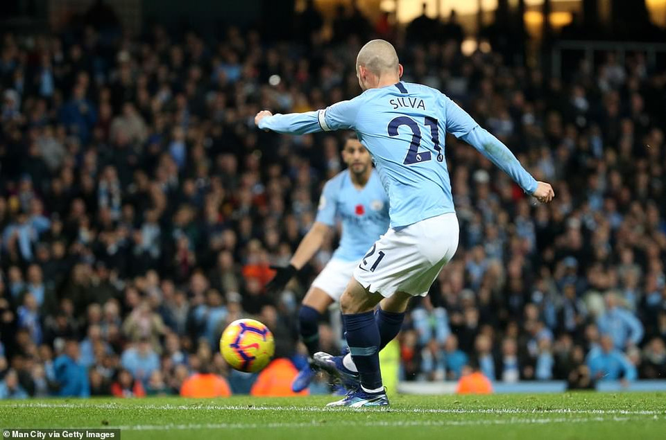 David Silva là người ghi bàn thắng mở tỷ số.