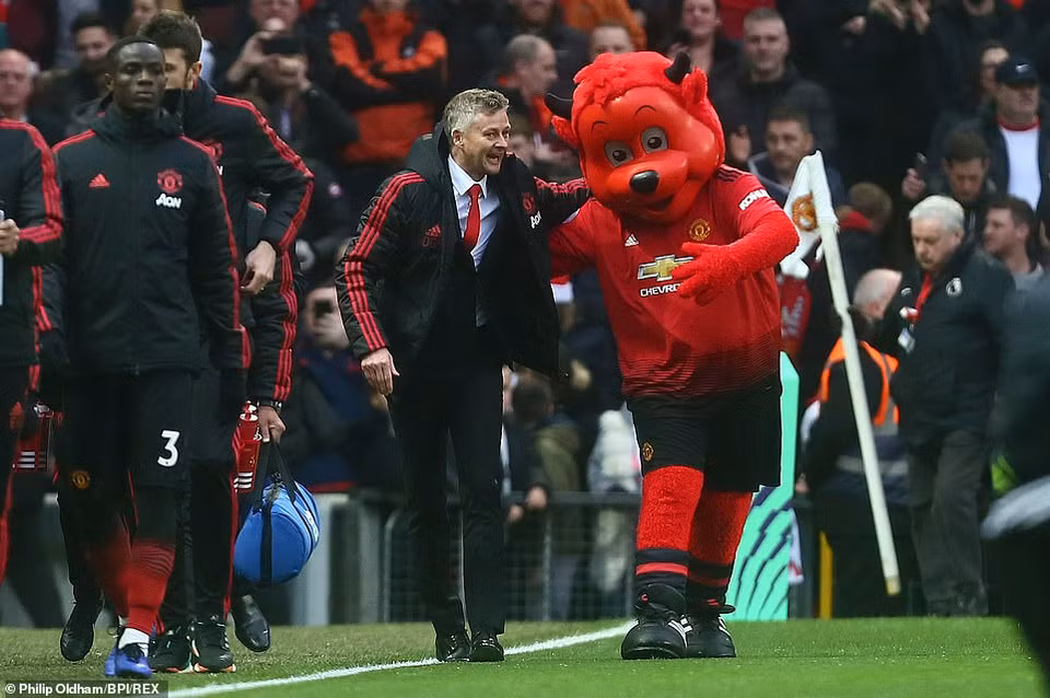 Đây cũng là chiến thắng thứ 2 liên tiếp của Quỷ đỏ dưới thời Ole Gunnar Solskjaer.