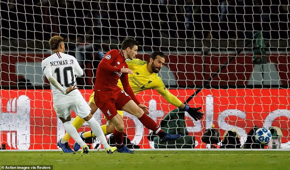 Phút 37, người hâm mộ PSG lại có dịp ăn mừng...